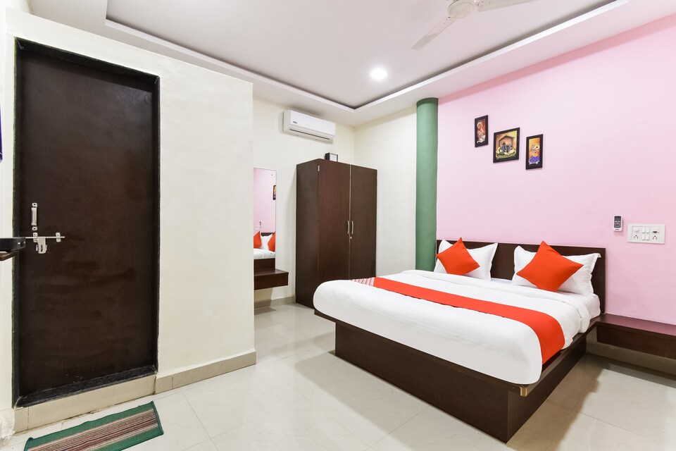 OYO 70102 Hotel Ira Inn, Chikalthana MIDC, Aurangabad