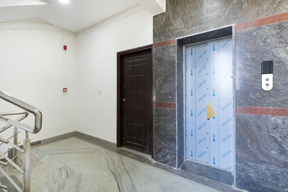 Hotel O Sunrise Triangles Karmelaram Station, Sarajpur Road Bangalore, Bangalore