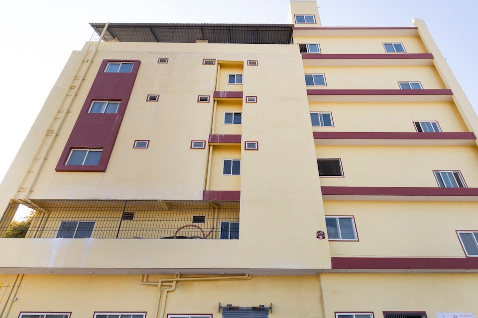 Hotel O Sunrise Triangles Karmelaram Station, Sarajpur Road Bangalore, Bangalore