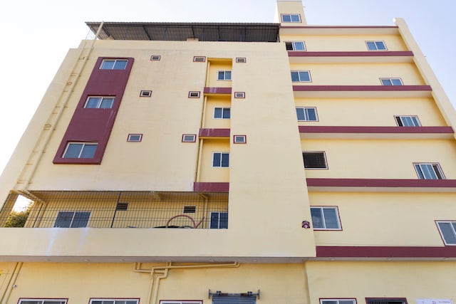 Hotel O Sunrise Triangles Karmelaram Station