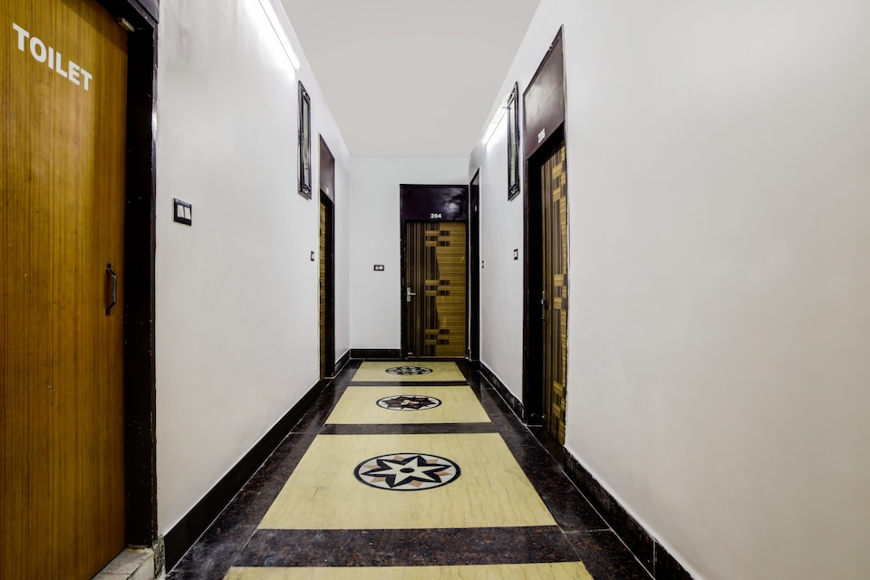 Flagship Savera Inn Near TDI Mall, Paschim Vihar Delhi, Delhi