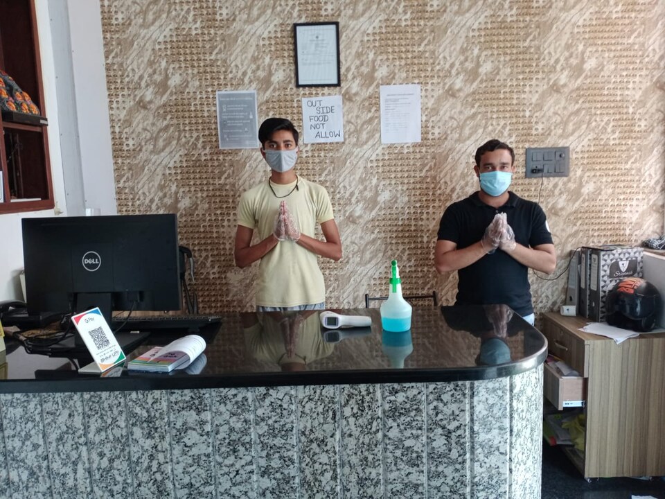 Live on LCK1291, Indira Nagar Lucknow, Lucknow