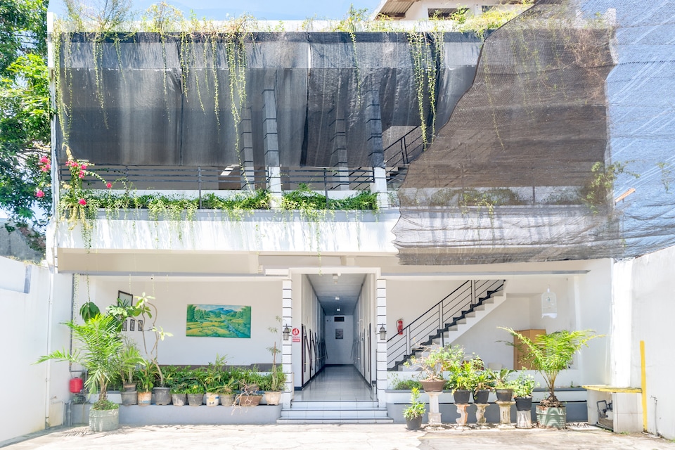 OYO Life 2952 Elohim Kost, Kabupaten Jember, Kabupaten Jember