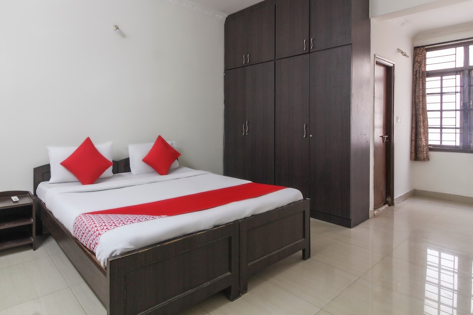 OYO 70186 Serene Nest Apartment, Kondapur, Hyderabad