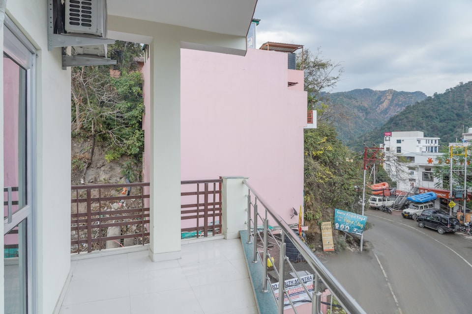 OYO 70190 Nitin's Kitchen Restaurant & Home Stay, Tapowan Rishikesh, Rishikesh
