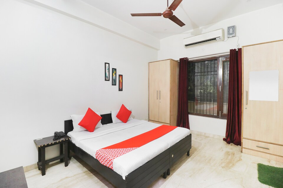 OYO 70201 Winsome Guest House, Noida City, Noida