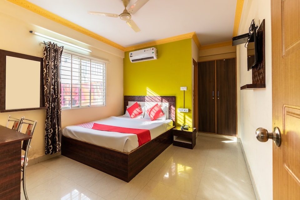 OYO 70217 Hotel Regal Plaza, BTM Madiwala Bangalore, Bangalore
