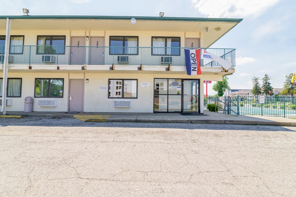 OYO Hotel South Bend - Campus, C46530, South Bend IN