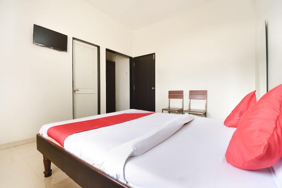 OYO 70244 Hotel Sagarika, Kolhapur, Kolhapur