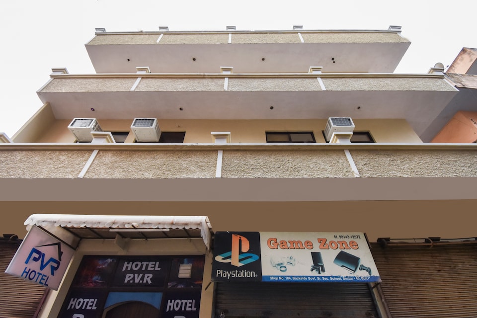 OYO 70253 Hotel Pvr 2, Sector 45 Chandigarh, Chandigarh