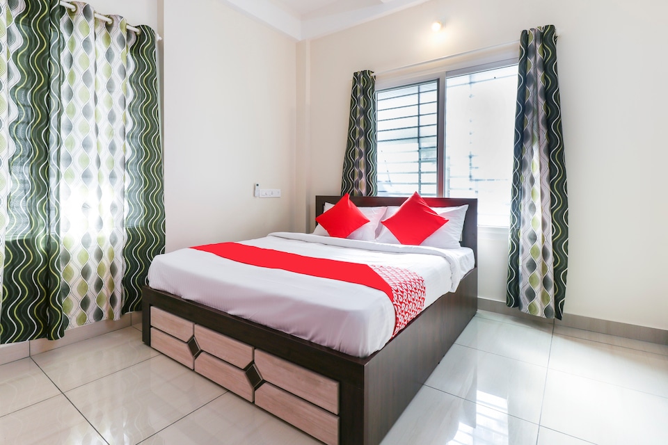 OYO 70254 Thompson Heights, Medical College - Pattom, Trivandrum