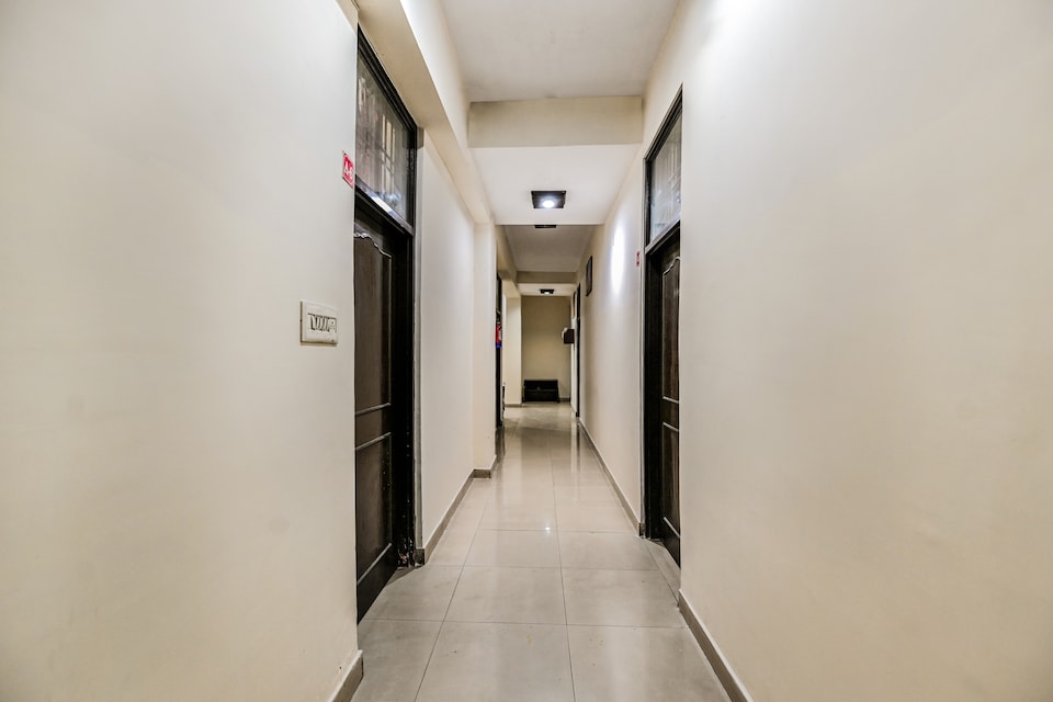 OYO 70267 Ambika Guest House, Mansarovar, Jaipur