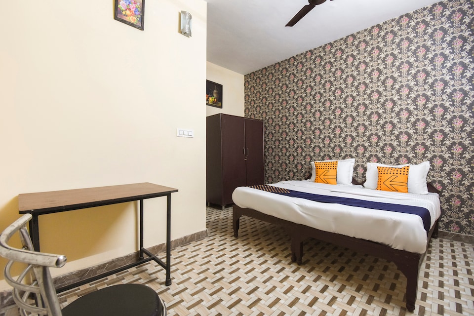 SPOT ON 70295 Sky Inn, Sodal Mandir Jalandhar, Jalandhar