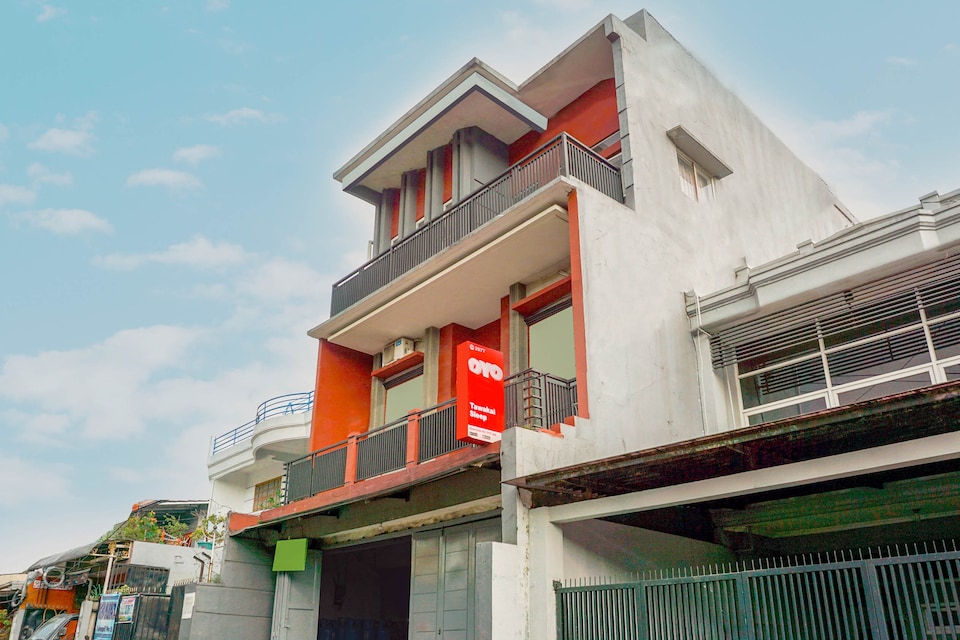 OYO 2977 Tawakal Sleep , Pasteur, Bandung