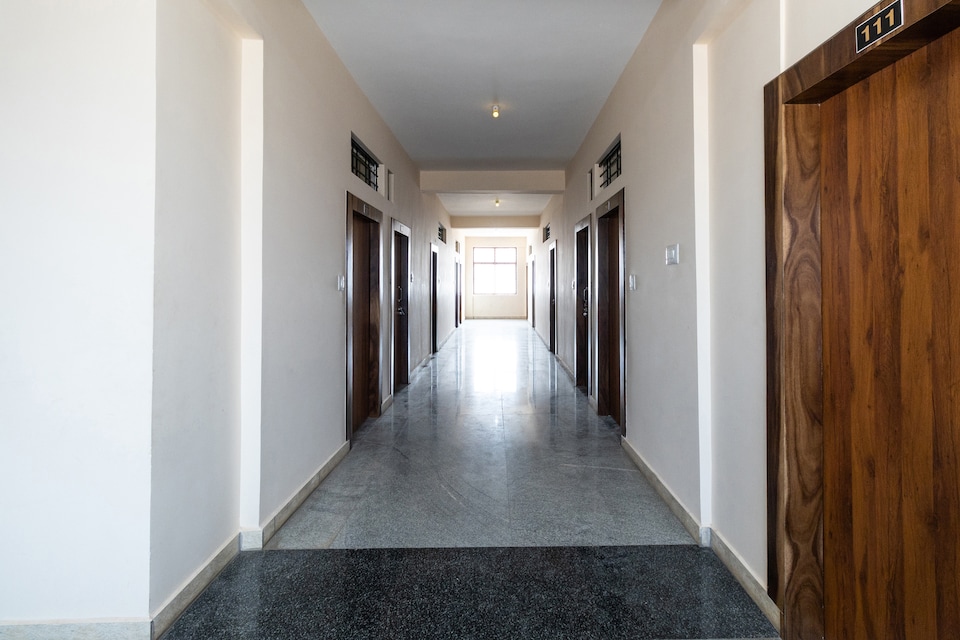 Hotel O Supriya Lodge, Hassan-II, Hassan