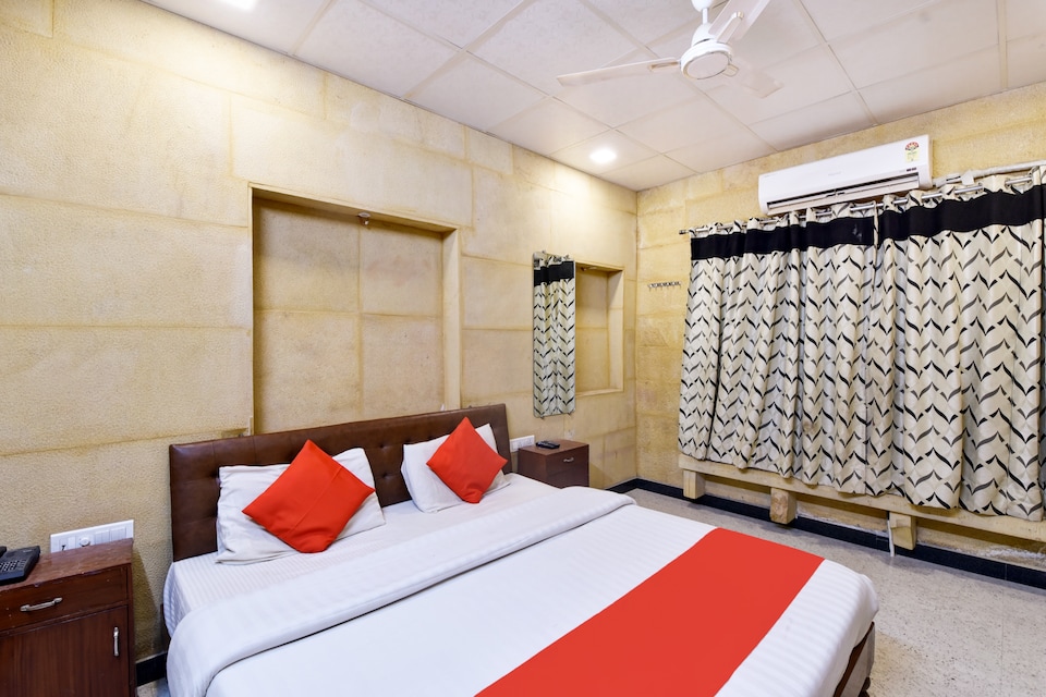 OYO 70409 Kd Hotel & Camp, Jaisalmer City, Jaisalmer