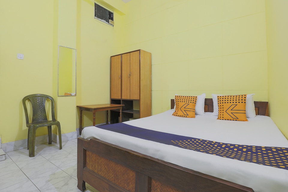 SPOT ON 70410 Hotel Mid Town 1, Tinsukia, Tinsukia