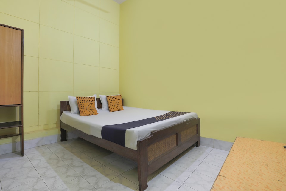 SPOT ON 70410 Hotel Mid Town 1, Tinsukia, Tinsukia