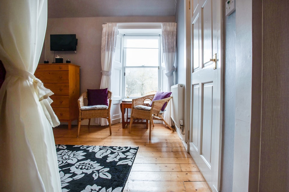 OYO St Ronan's, EH44, Innerleithen