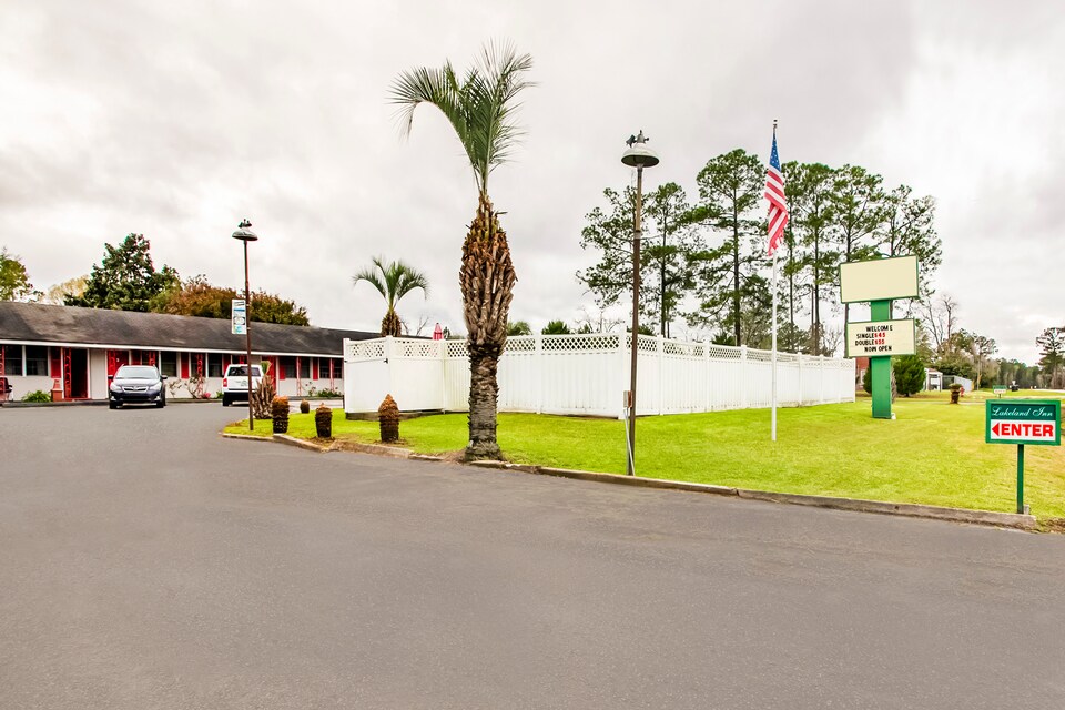 OYO Hotel Lakeland GA I-129, C31501, Lakeland GA