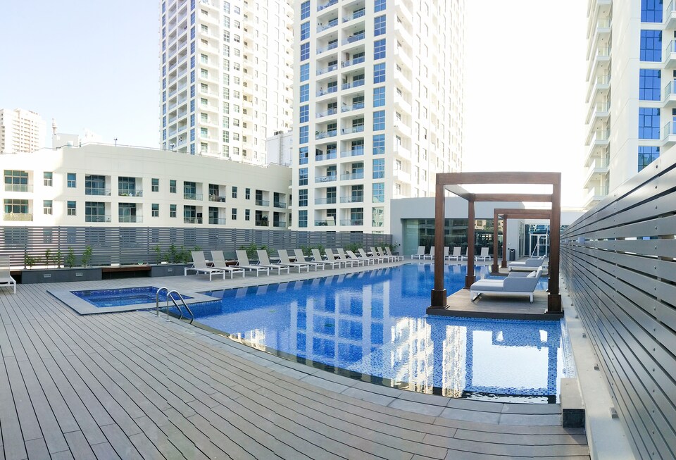 OYO 481 Home Studio One Tower (1BHK), Dubai Marina, Dubai