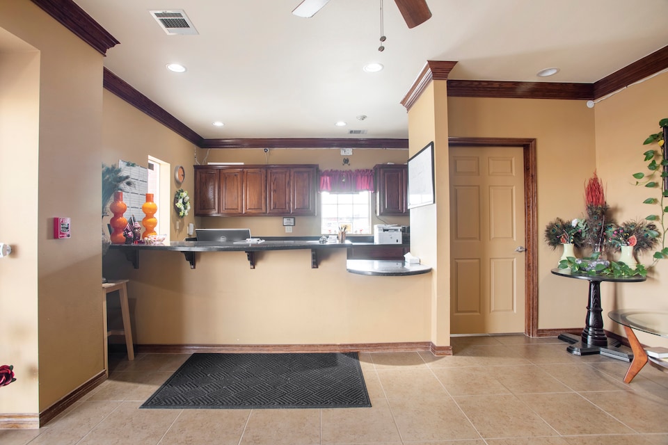 OYO Hotel Valley View TX, I-35, C76240, Valley View TX