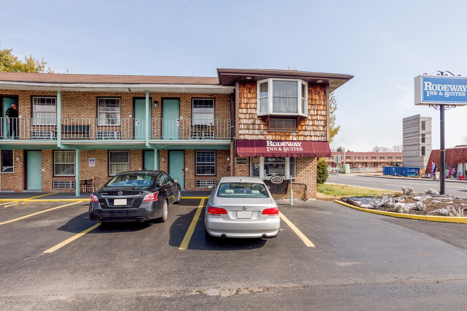 OYO Hotel Hershey, C17033, Hershey PA