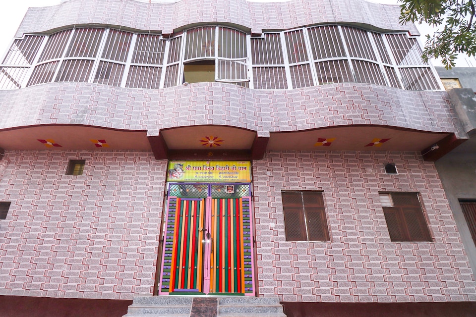 OYO 70441 Shree Radha Vinay Bihari Dham, Prem Mandir Vrindavan, Vrindavan