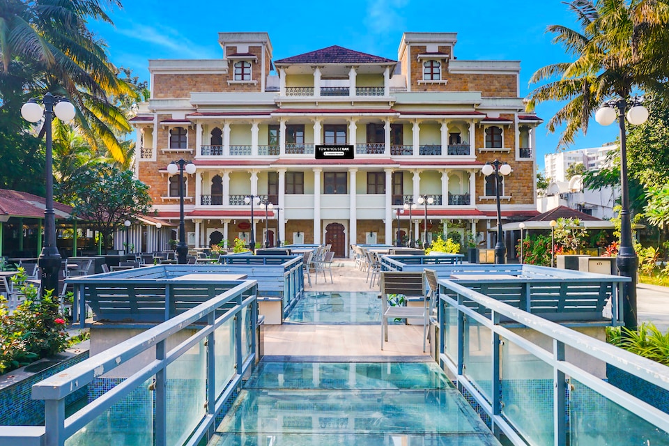 Townhouse Oak Baner Road Pune Formerly Hotel Rajwada, Baner Pune, Pune