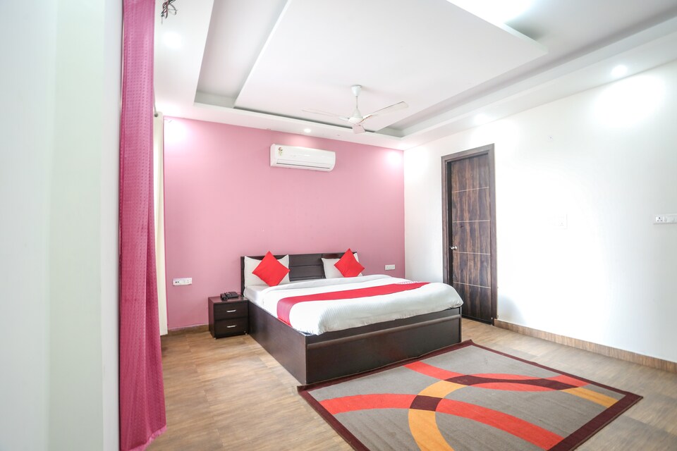 OYO 70455 Hotel Periwinkle, Greater Noida, Noida