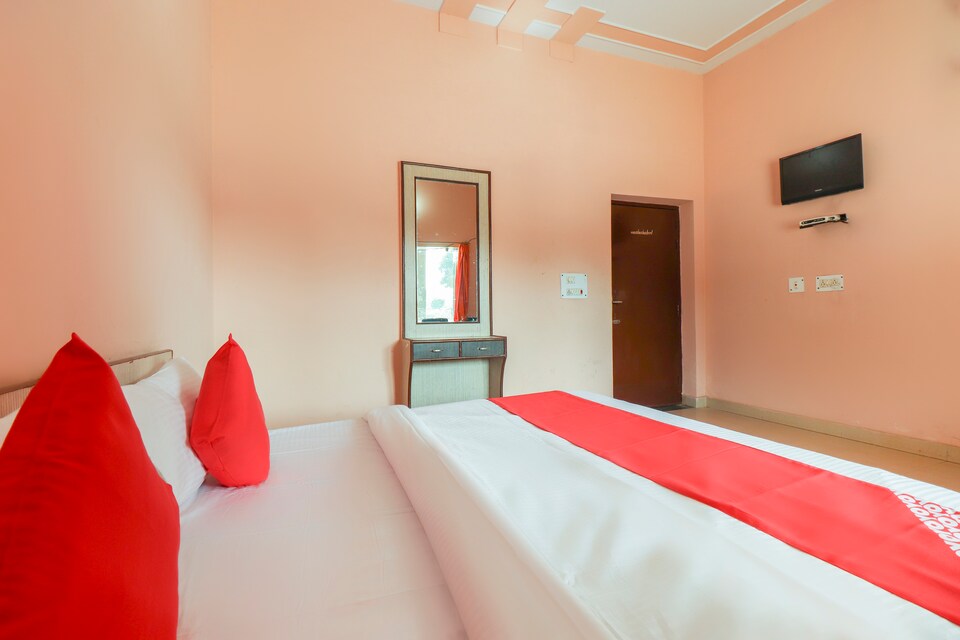 OYO Mukund Vihar Inn, NH2 Highway Mathura, Mathura