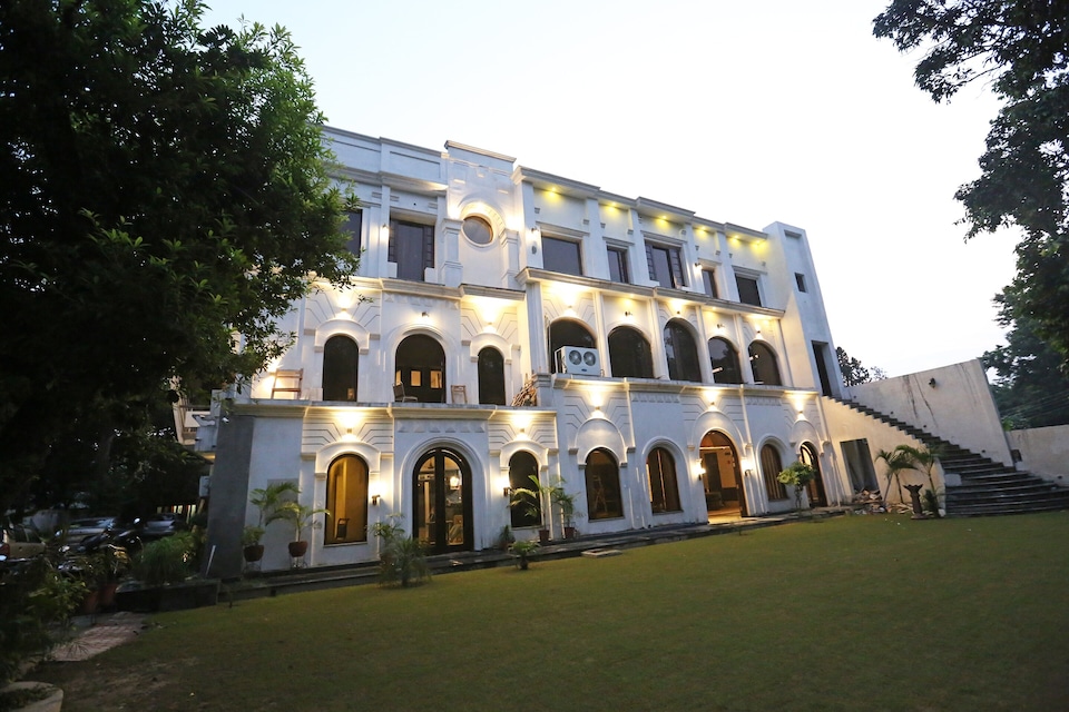 Townhouse 967 Hotel Kings Retreat, Patiala, Patiala