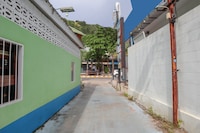 OYO 681 Paradise Hotel