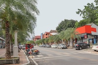OYO 681 Paradise Hotel