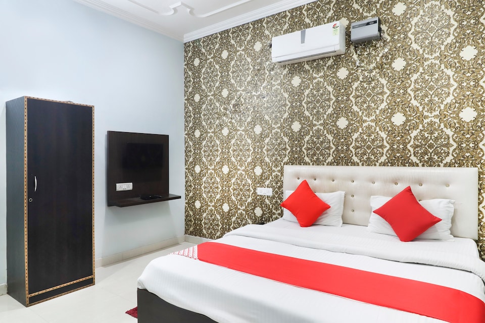 OYO 70489 Hotel Tajvar, Siwan, Siwan