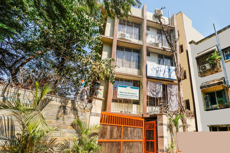 Capital O 70493 Hotel Crystal Inn, Mumbai Chembur-Kurla-Ghatkopar, Mumbai