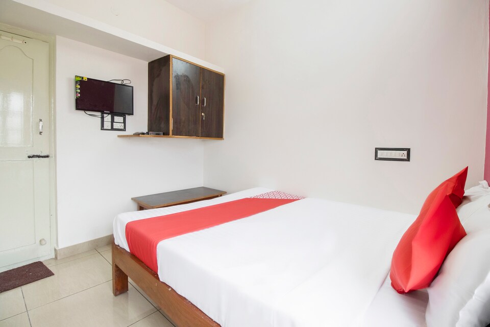 OYO 70497 King's Comforts, Hassan-II, Hassan