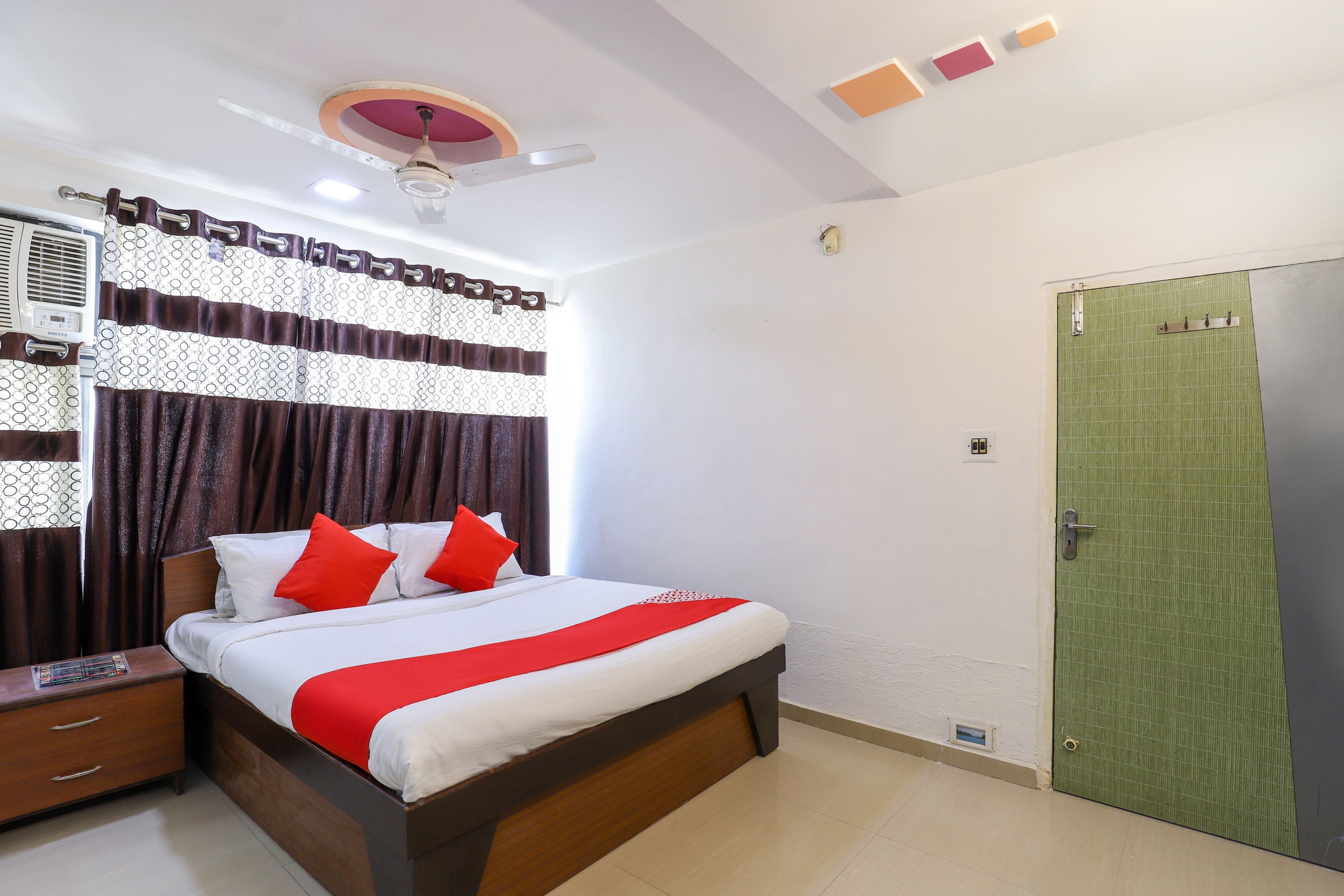 Hotel Magic Palace,,2 star