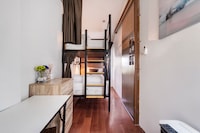 OYO 685 Am Bed Hostel