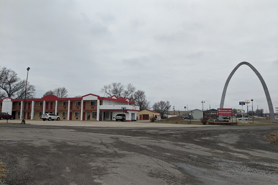 Hotel Vandalia IL I-70, C62471, Vandalia IL