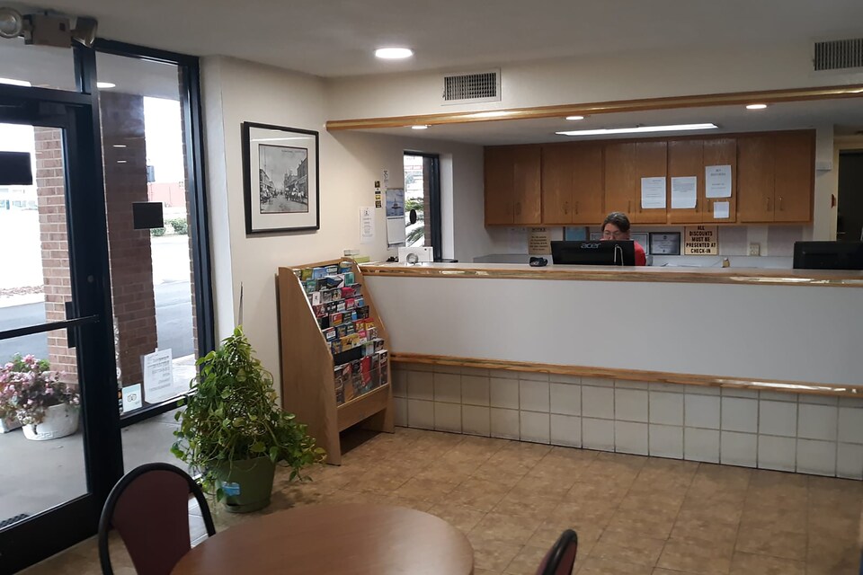 Hotel Valdosta GA - University , C31601-2, Valdosta GA