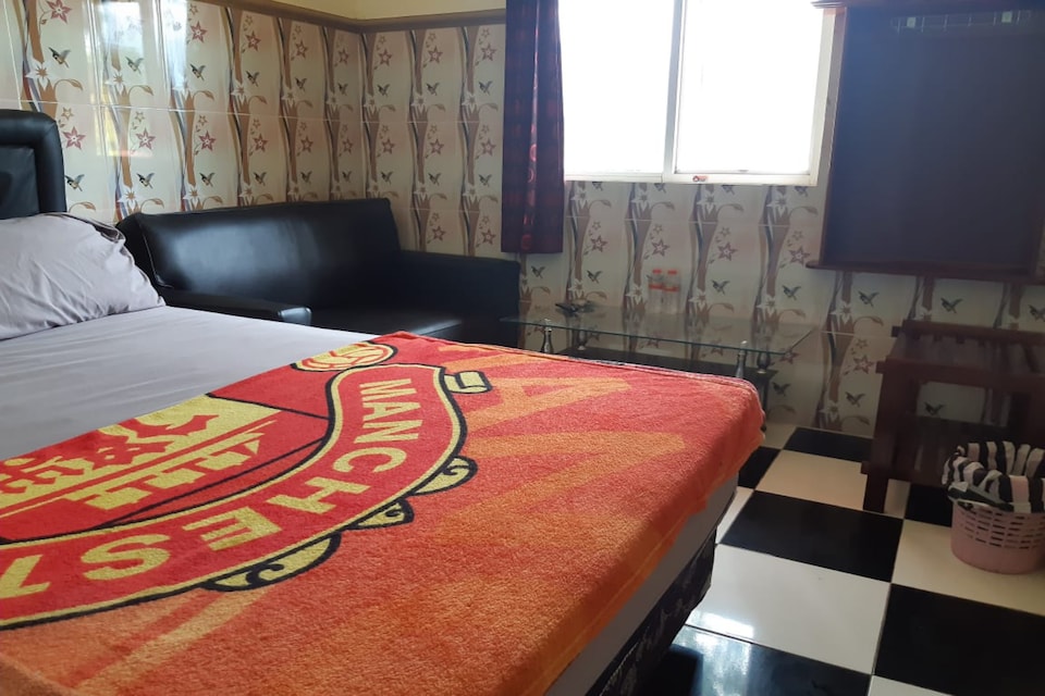 SPOT ON 3008 Boshe Residence, Gondowido, Ponorogo