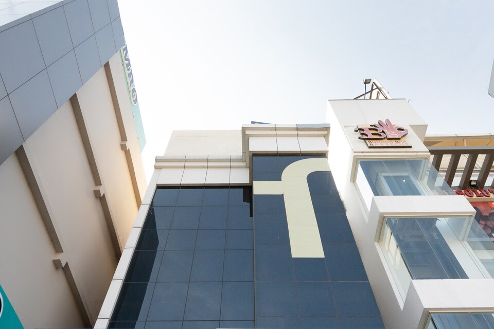 Collection O Hotel Scarlet, Marathahalli Bangalore, Bangalore