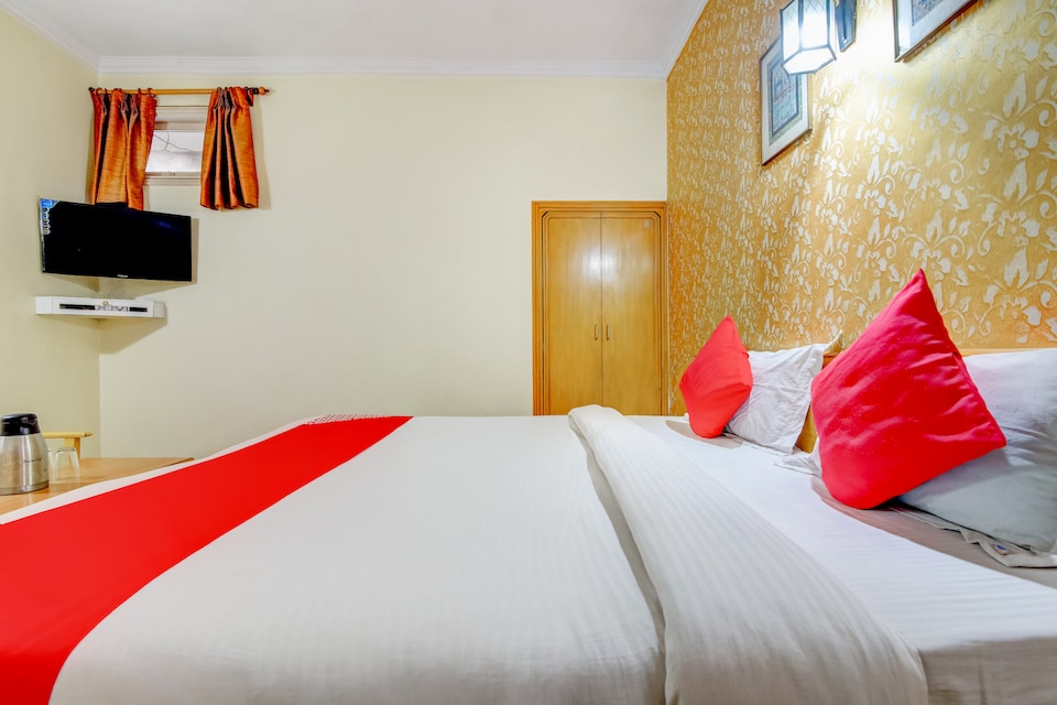 OYO 70530 Castle Guest House, Paharganj Delhi, Delhi