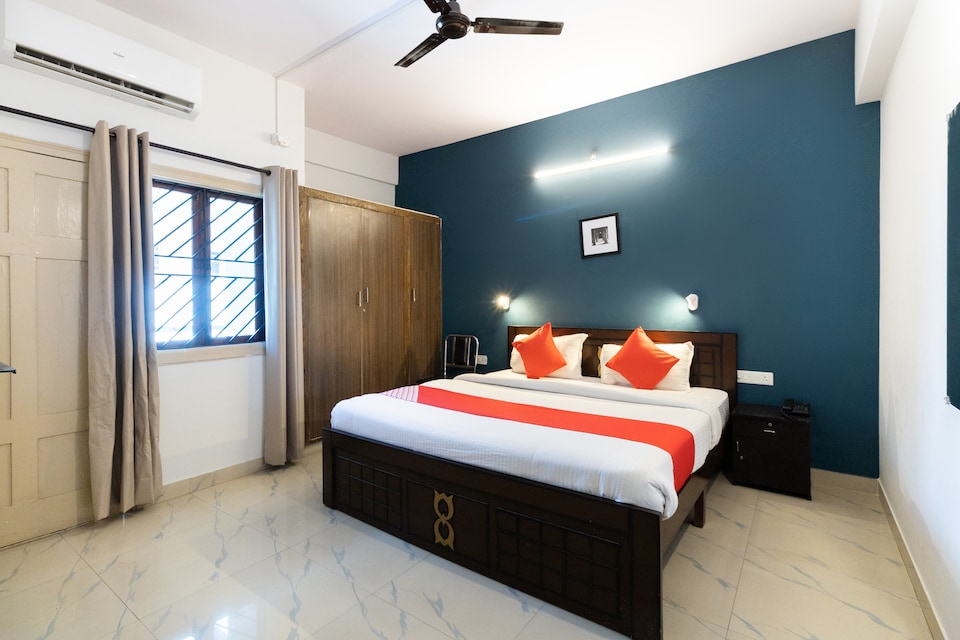 OYO 70532 Vinayaka Silverkey Executive Stay, Airport Road Bangalore, Bangalore