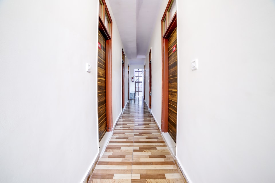 OYO 25416 Hotel Dwarka Inn, Airport-Dwarka Delhi, Delhi