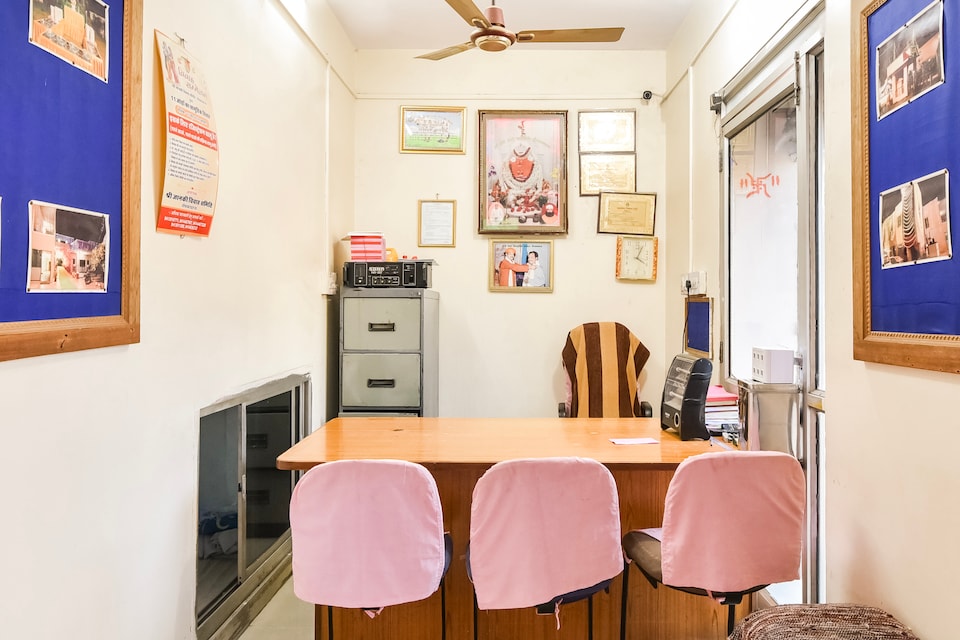 OYO 70543 Utsav Resort & Marrige Garden, Sikar, Sikar