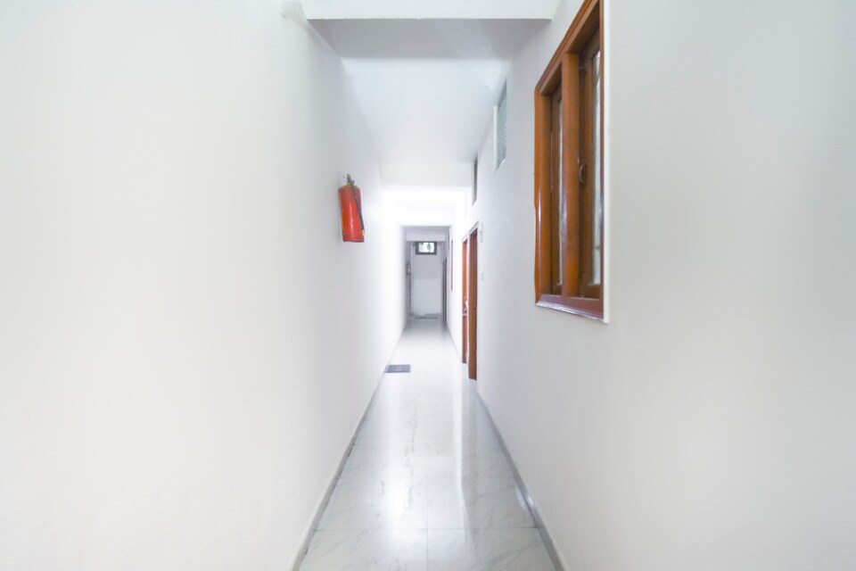 OYO 70560 Hotel Mangal Murti Niwas, Ranipur Haridwar, Haridwar