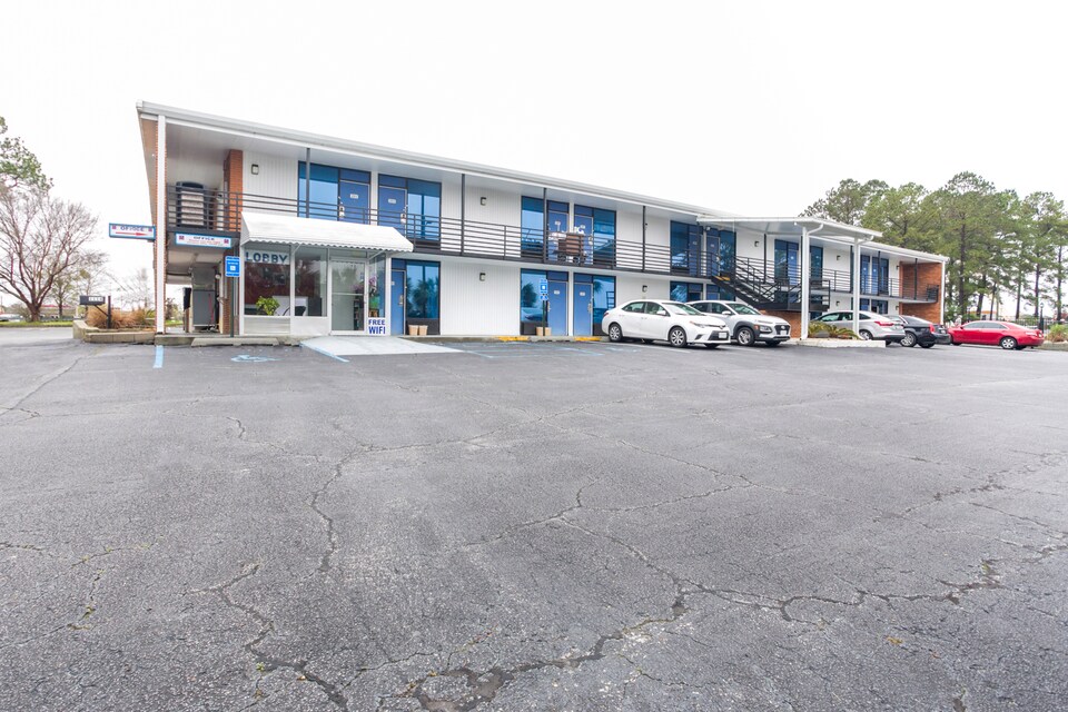 OYO Hotel Valdosta GA I75, OYO Hotels Valdosta GA, Book 50 OYO