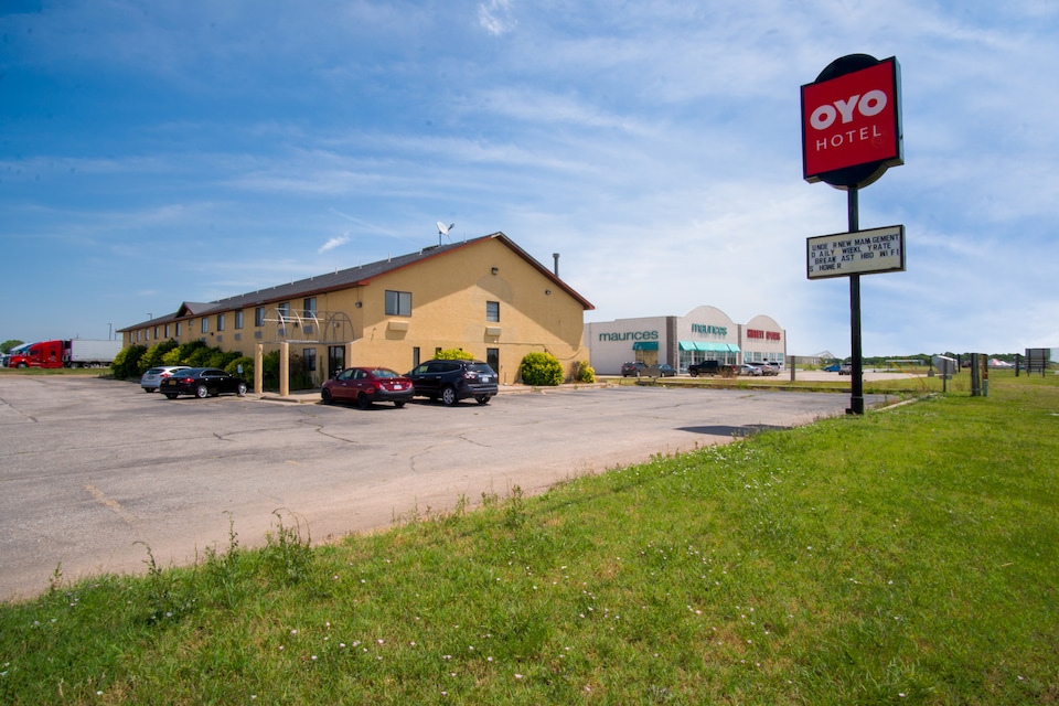 OYO Hotel Pratt KS Route 400, C67054, Pratt KS